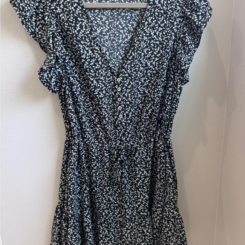 Entro Black and White Floral Top